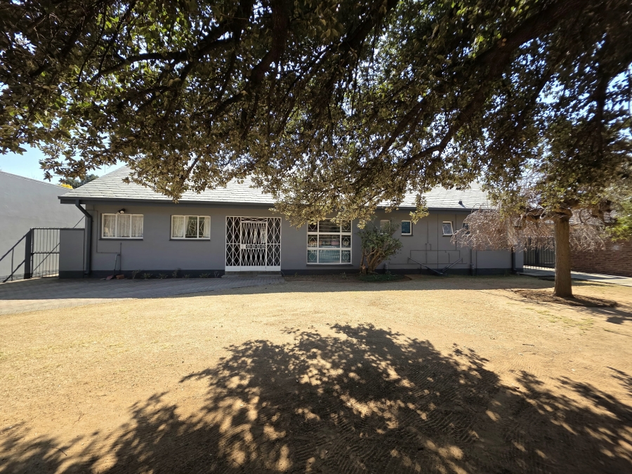 4 Bedroom Property for Sale in Jim Fouchepark Free State